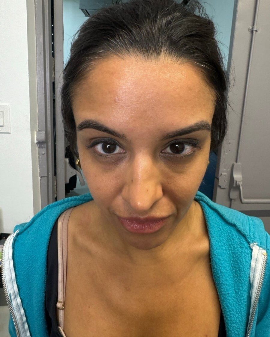 Red lip glam, before